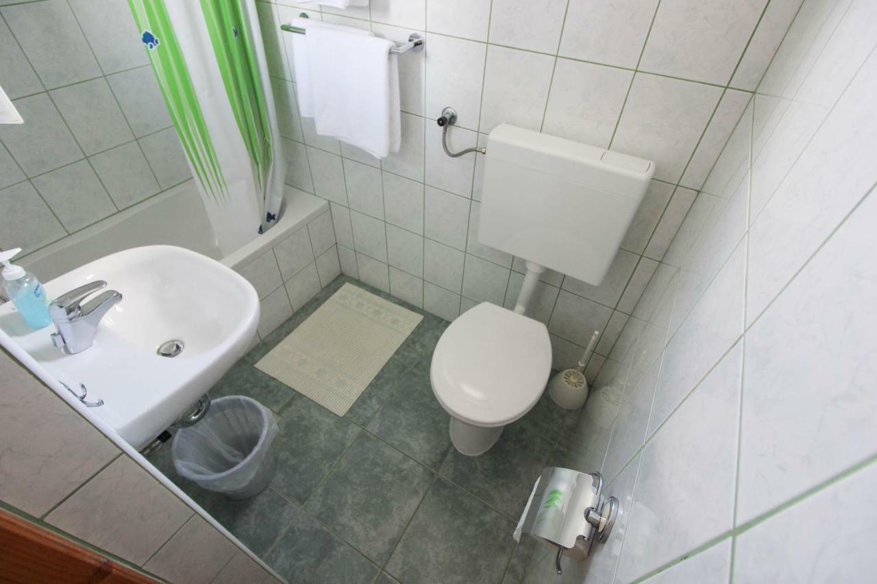 House Milan Hotel Rastovača Kültér fotó